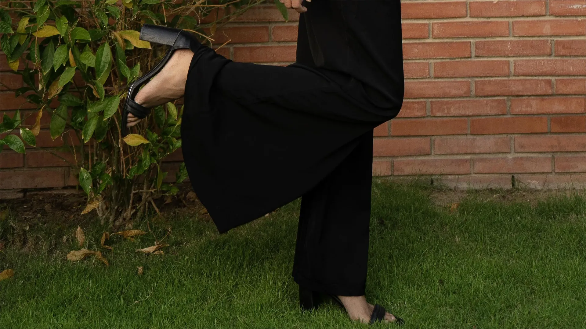Black Palazzo